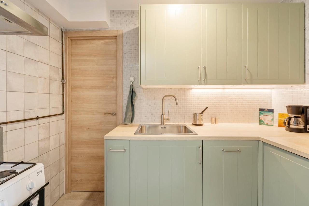 Apartamento Cerca De La Playa Barcelona Exteriör bild