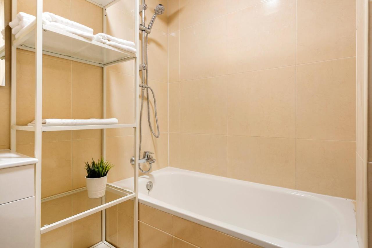 Apartamento Cerca De La Playa Barcelona Exteriör bild